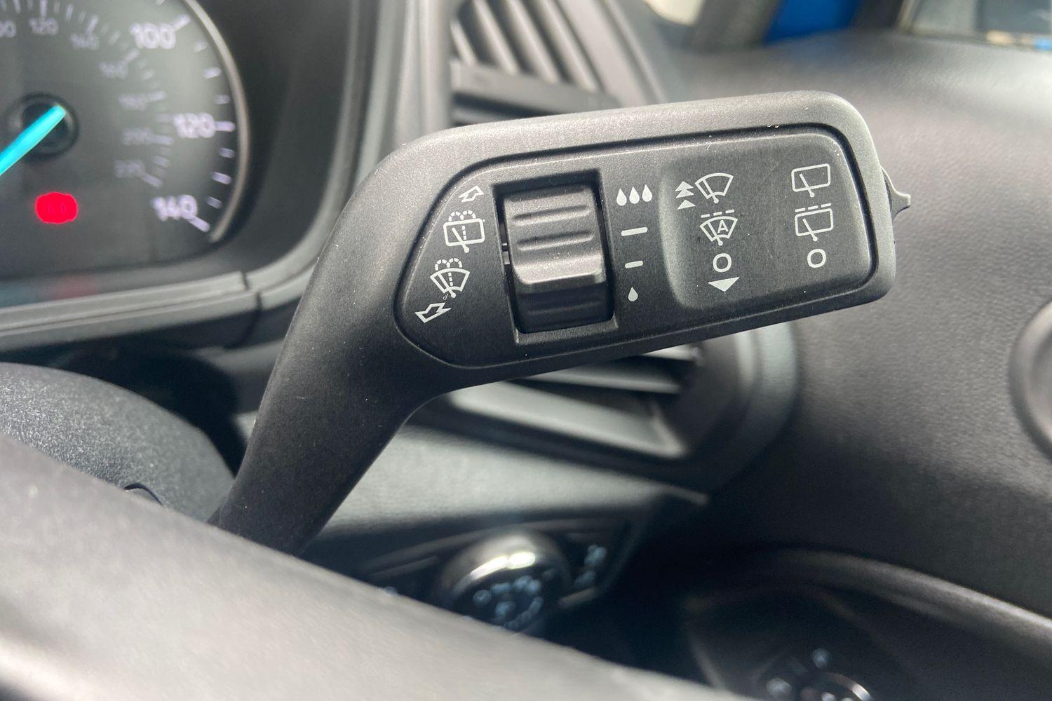Ford ECOSPORT Photo 14