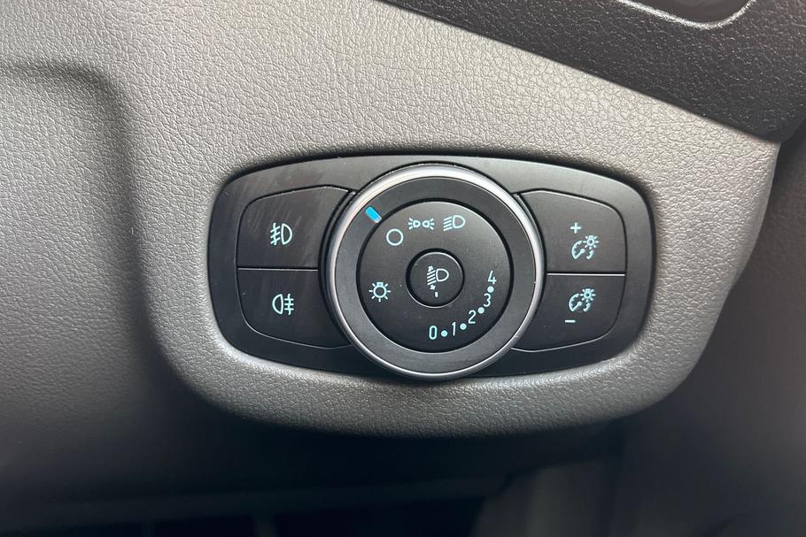 Used Ford TOURNEO CONNECT 24