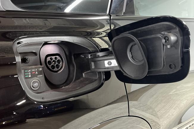 AUDI Q6 E-Tron Photo 37