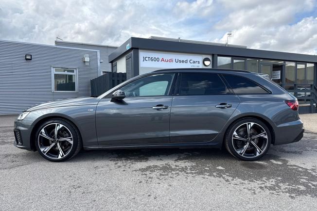 Audi A4 Avant Photo 26