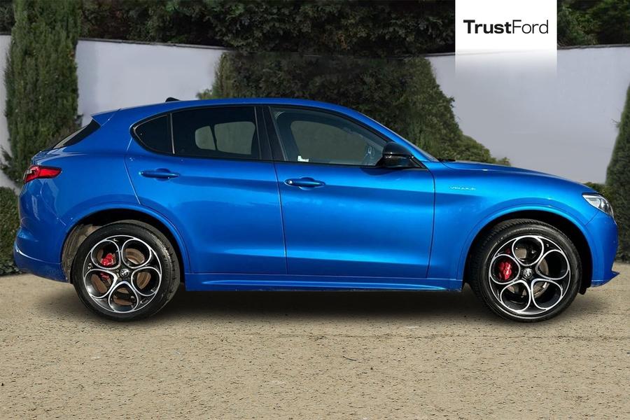 Alfa Romeo STELVIO Photo autoimg-ea8d54e200da969f3ef38f2c0122bed812888644.jpg