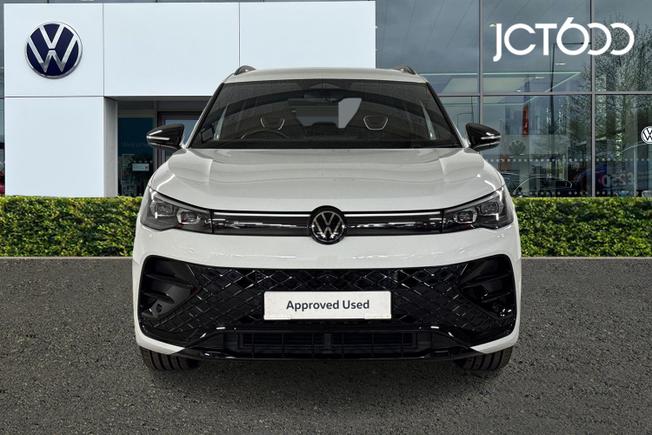 VOLKSWAGEN Tiguan Photo 8