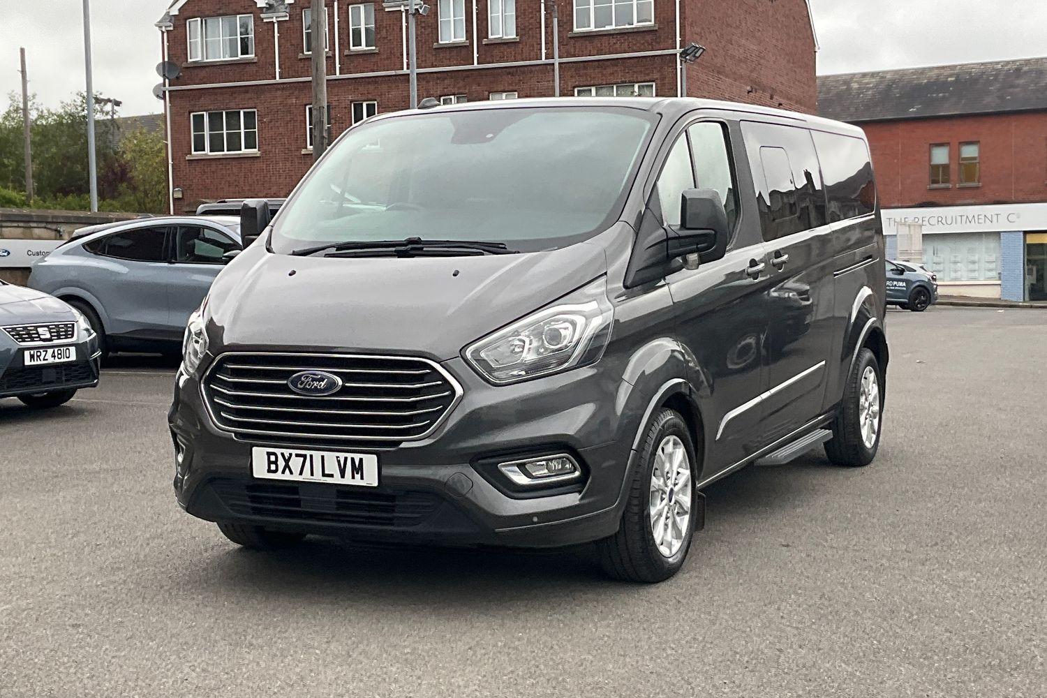 Ford TOURNEO CUSTOM Photo 20
