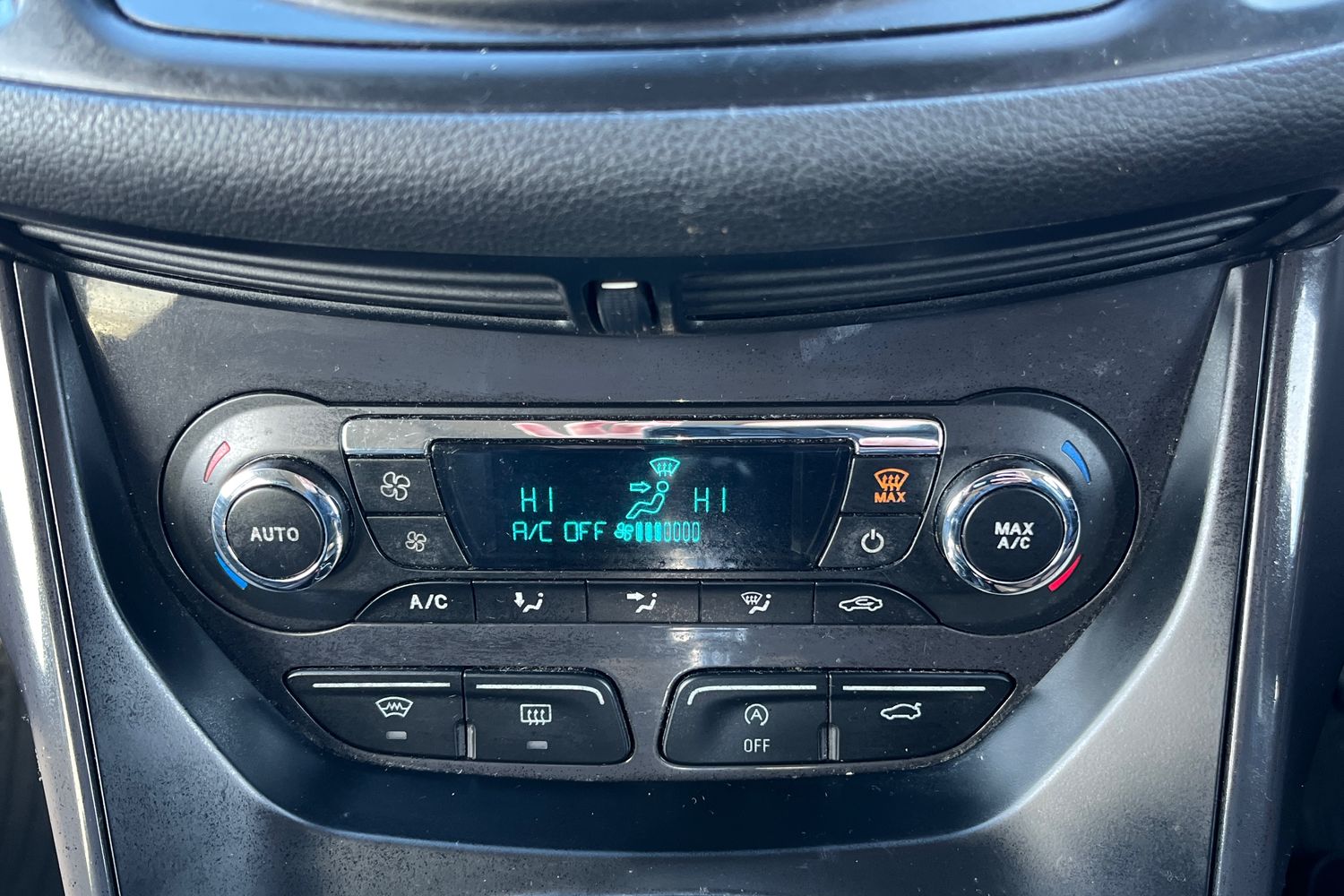 Ford KUGA Photo 30