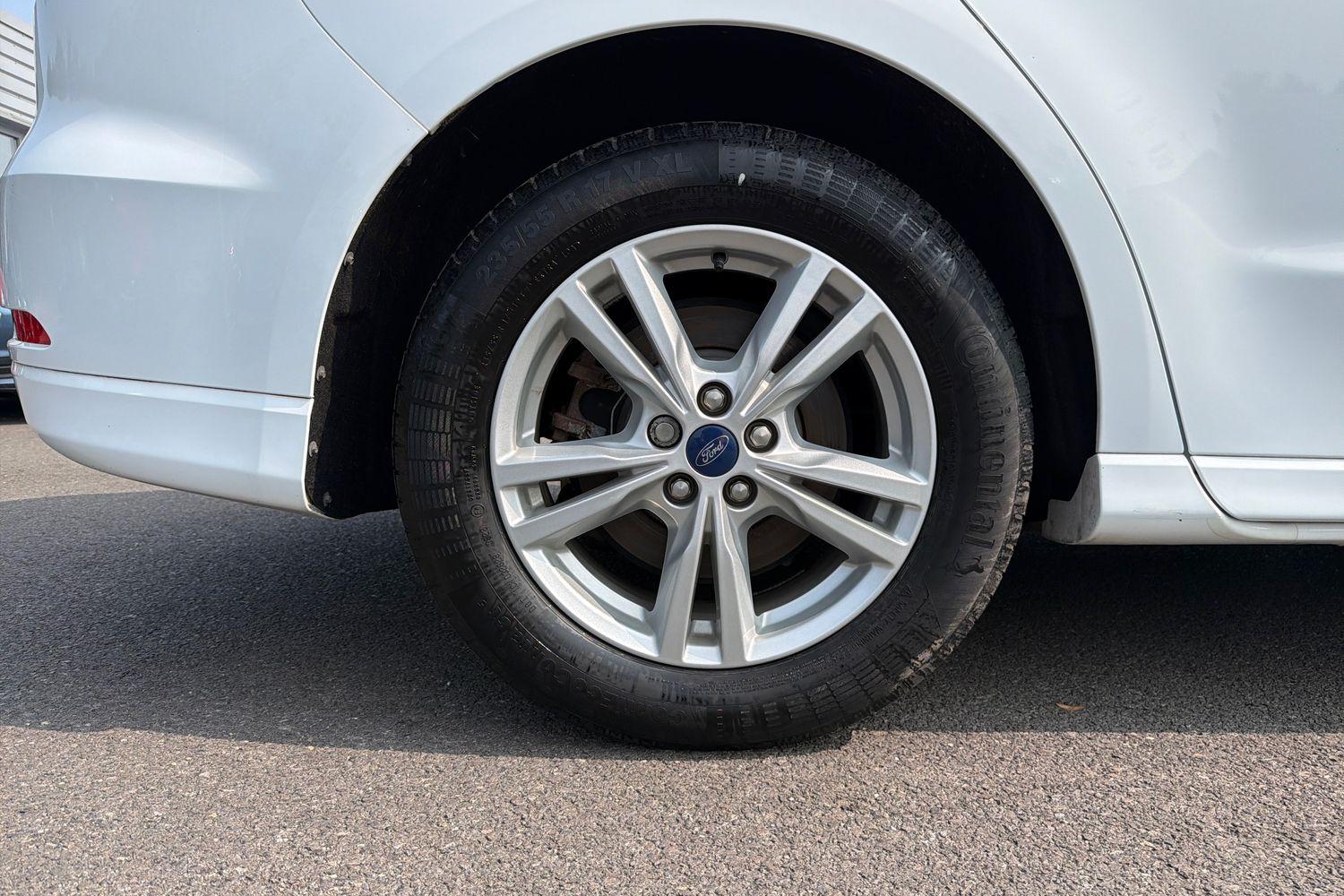 Ford S-MAX Photo 7