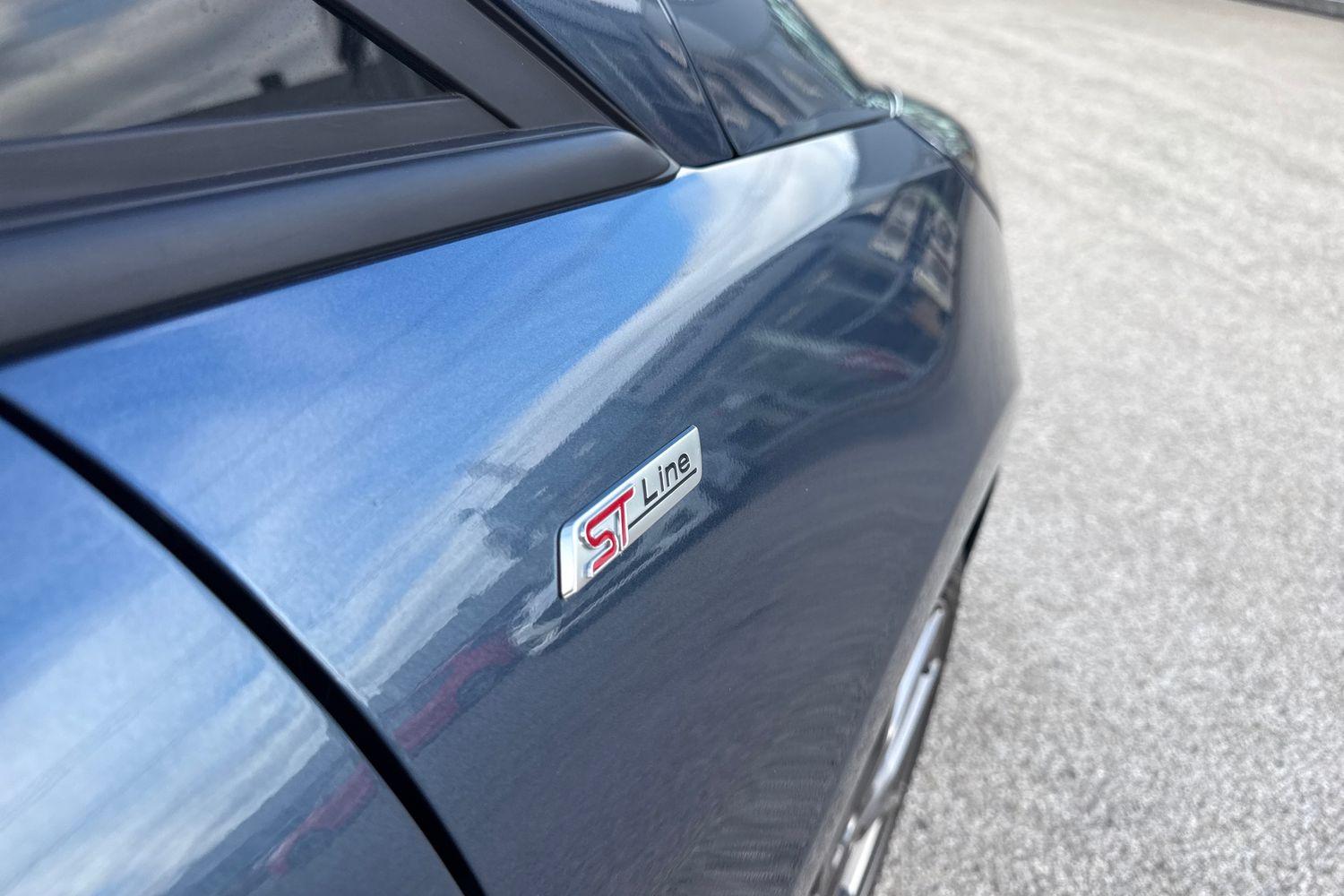 Ford FIESTA Photo 24