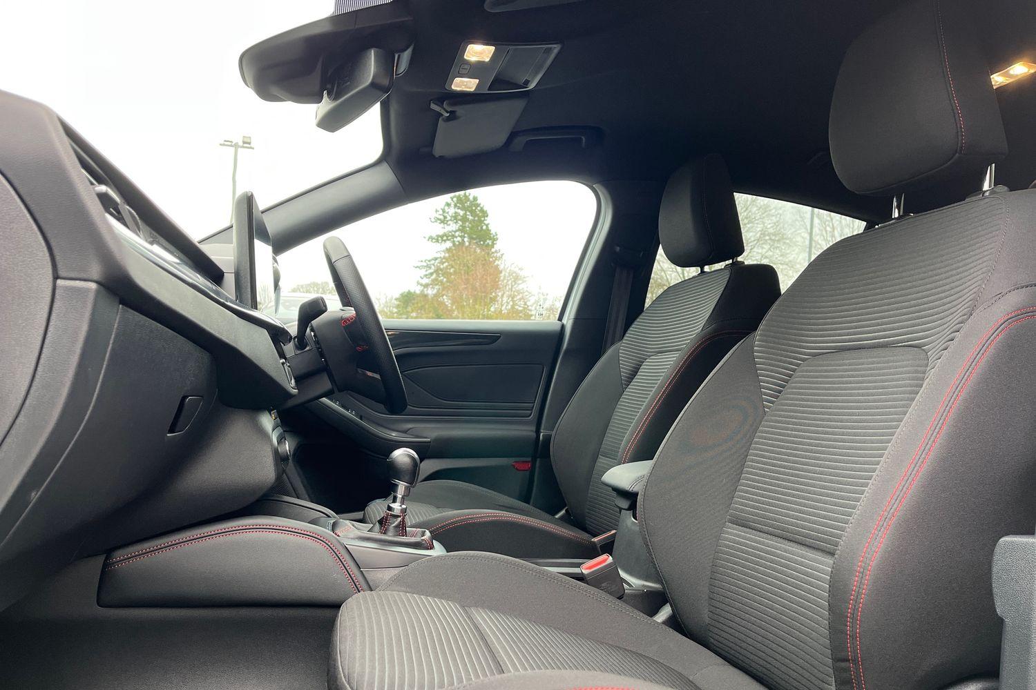 Ford Focus Photo 18