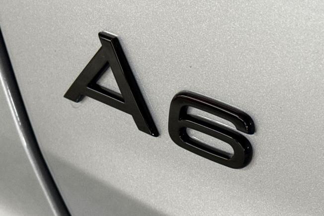 Audi A6 Saloon Photo 35