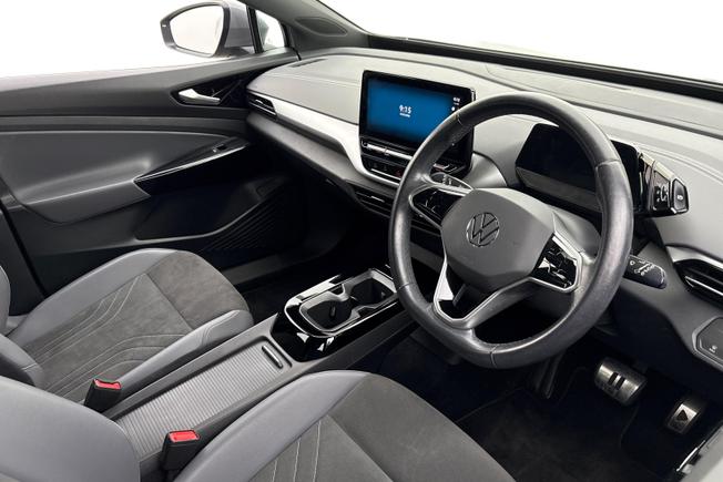 VOLKSWAGEN ID.4 Photo 6