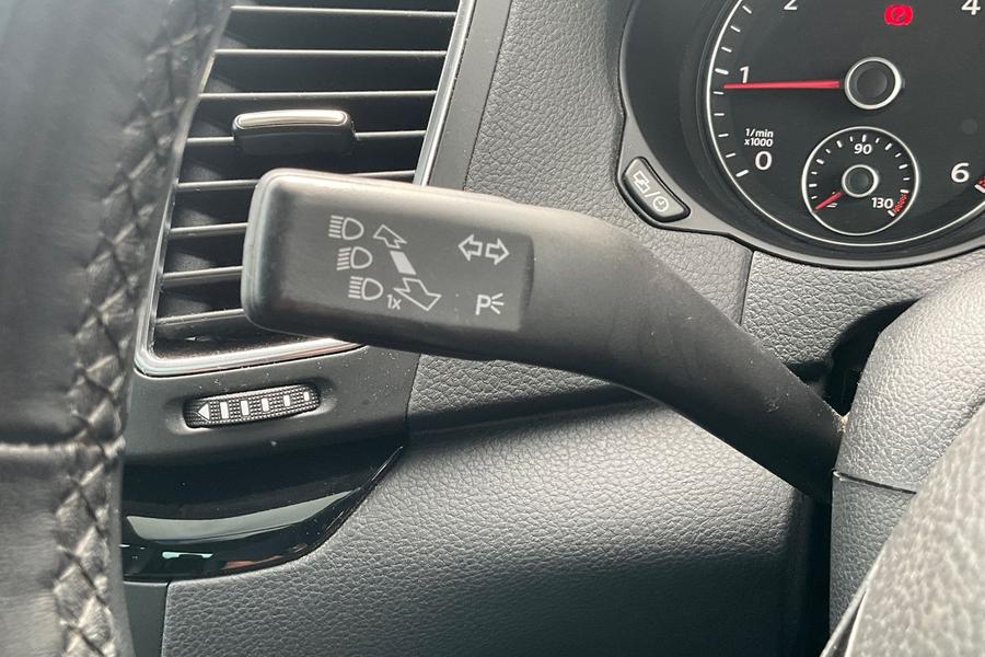 Volkswagen SHARAN Photo autoimg-eab21dd5178d0d54a3ed64e58ba3916528949352.jpg