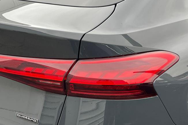 AUDI A6 E-Tron Sportback Photo 18