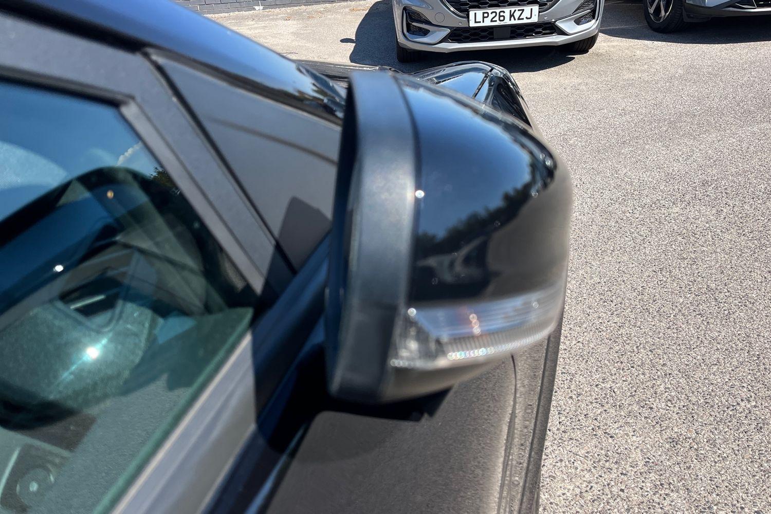Ford PUMA Photo 33