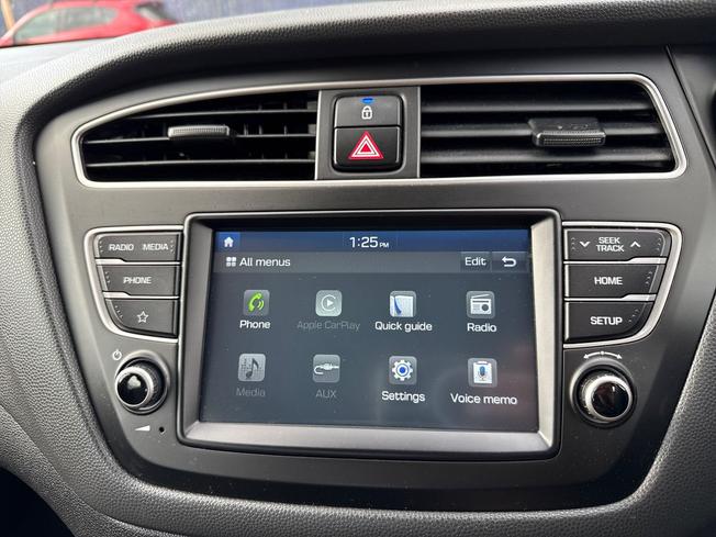 Hyundai i20 Photo 14