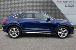 AUDI Q3 Photo 4