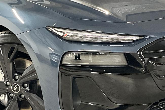 AUDI  A6 Photo 19