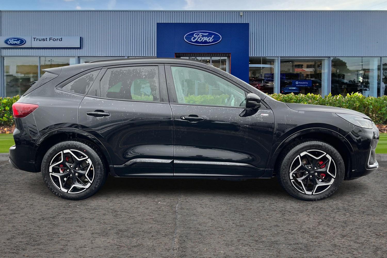 Ford Kuga Photo 2