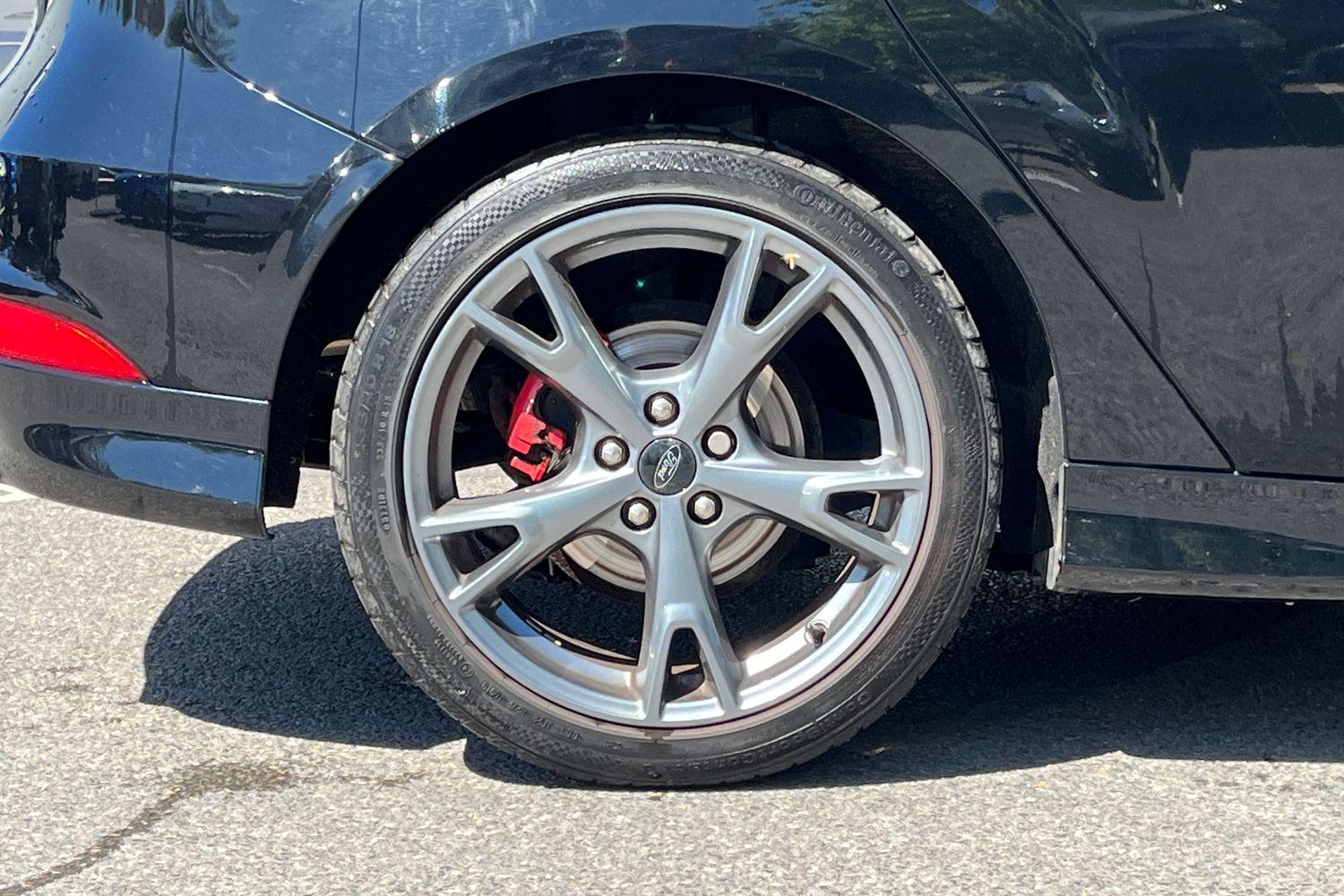 Ford FOCUS Photo 7