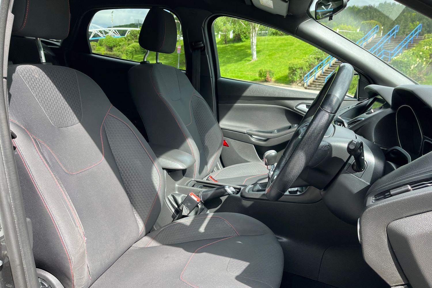 Ford FOCUS Photo 16