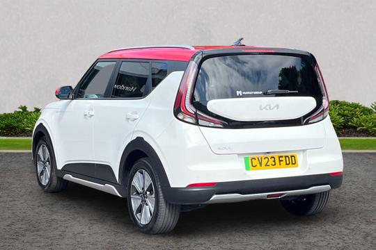 Kia Soul Photo autoimg-eaca9f049501749fccc772dfc0622749c8d32fcc.jpg