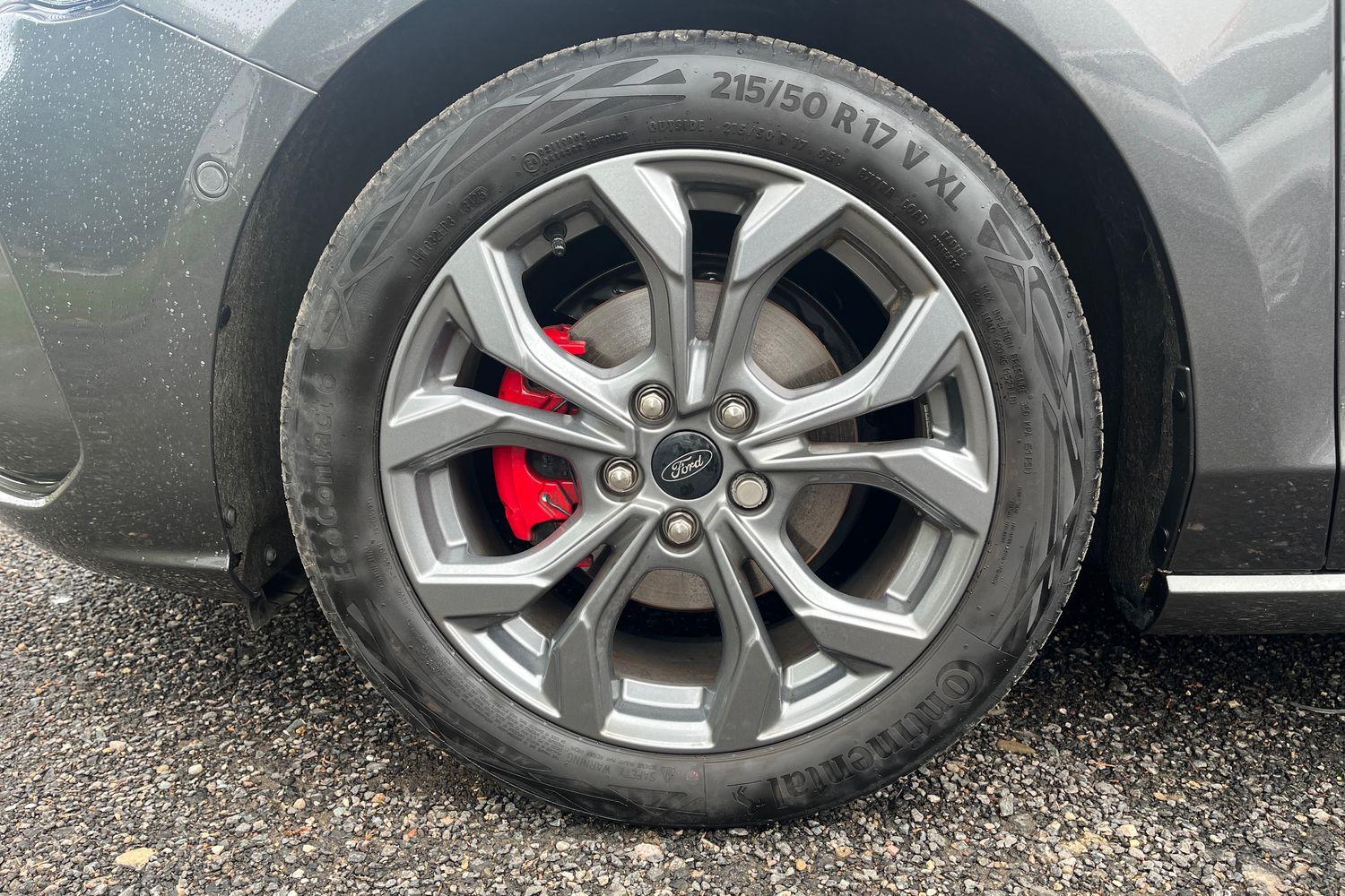Ford FOCUS Photo 34