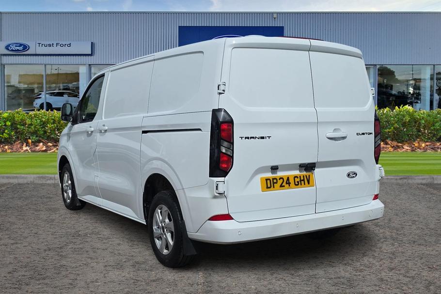 Used Ford TRANSIT CUSTOM DP24GHV 2
