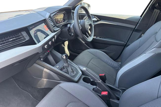 Audi A1 Photo 2