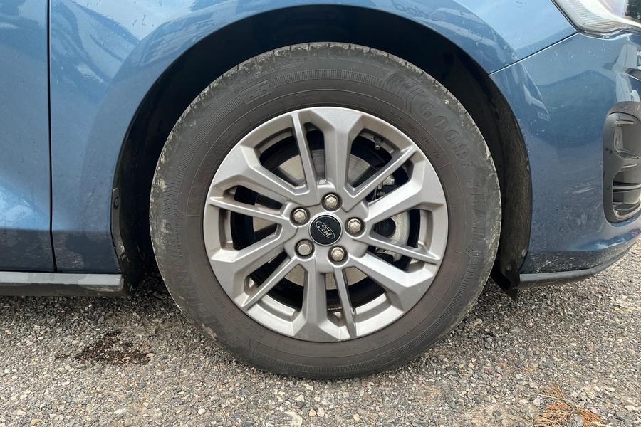 Ford Focus Photo autoimg-ead1c7a0a3b2105fcc3ad0a821374728fed0c341.jpg