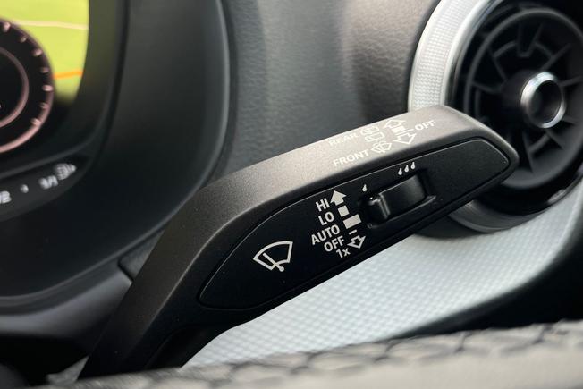 Audi Q2 Photo 33