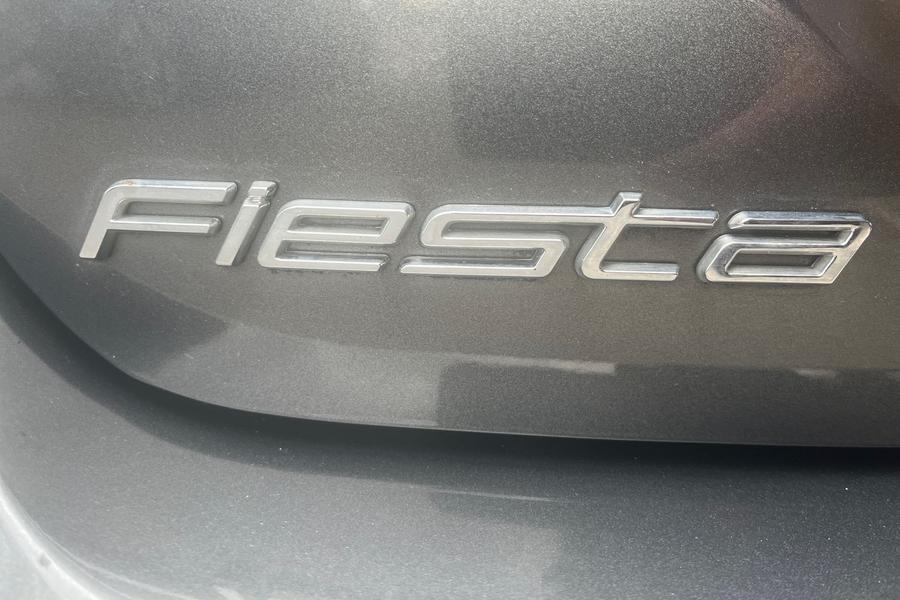 Ford FIESTA Photo autoimg-ead775152f83ecede8ca8c6ece02e31cbf2d70a1.jpg