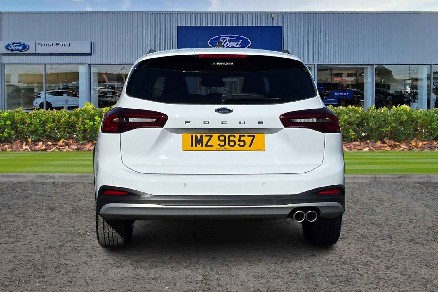 Ford Focus Photo 6