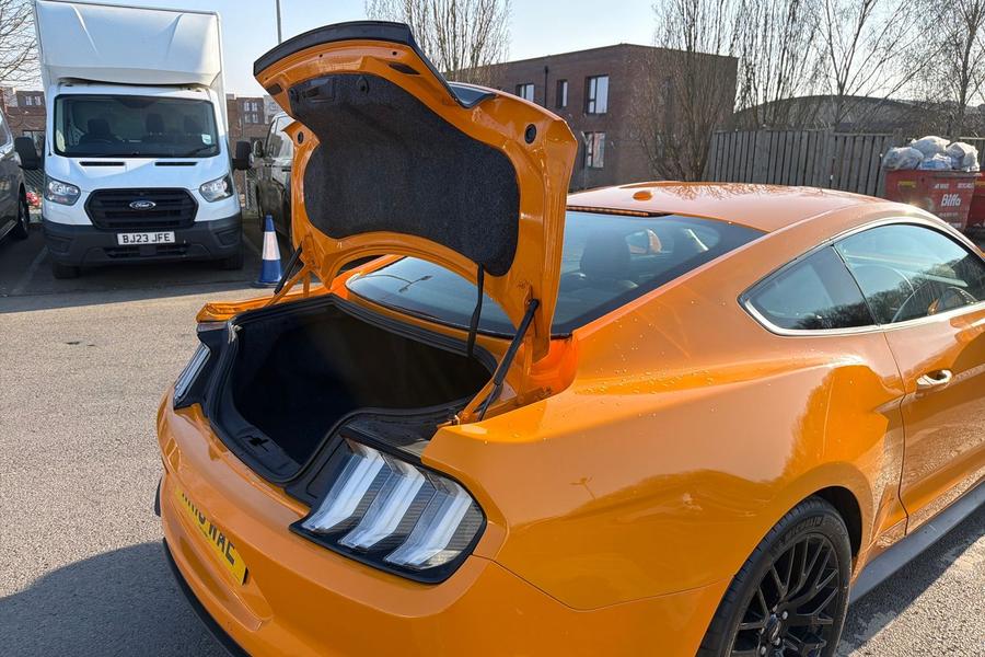 Ford MUSTANG Photo autoimg-ead84140703dea28a752ea873b6ecb499bb5b1b6.jpg