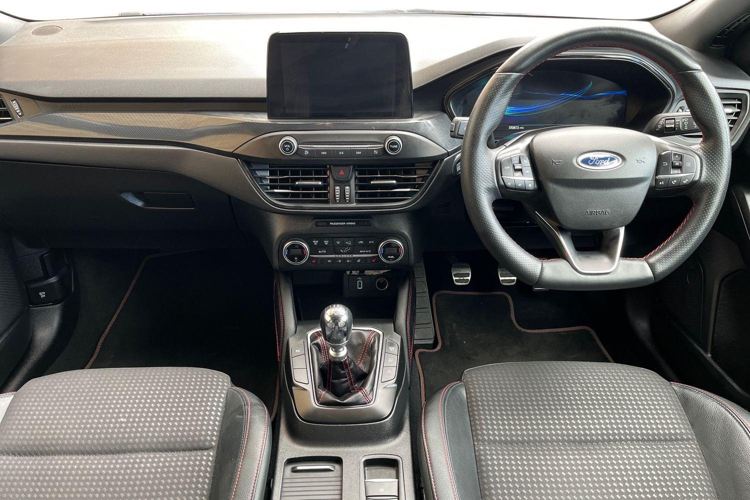 Ford FOCUS Photo 9
