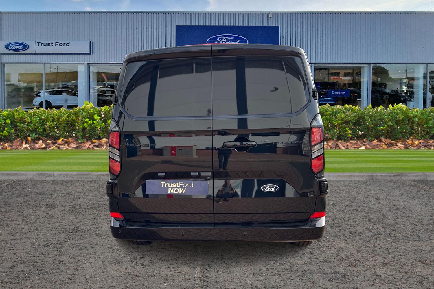 Ford TRANSIT CUSTOM Photo 12
