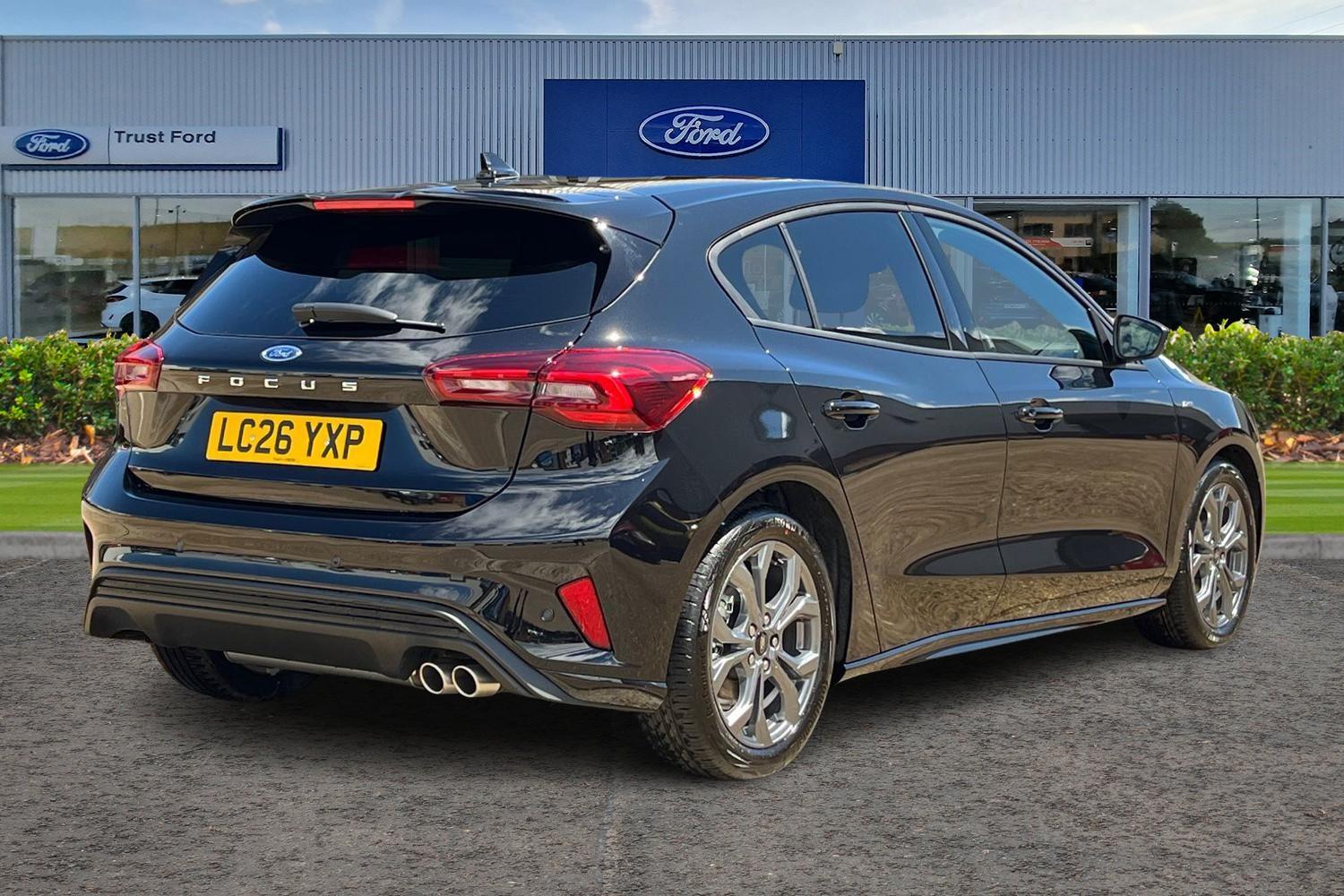 Ford Focus Photo 3