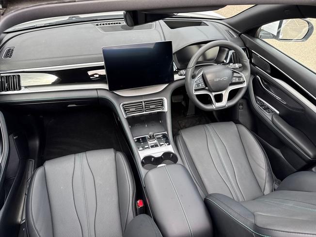 BYD Seal U Photo 37
