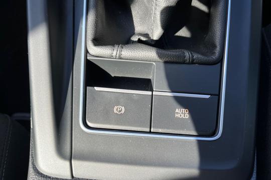 Volkswagen Golf Photo autoimg-eae02bc0ced9887c5818e32d4b421698c2a388d5.jpg