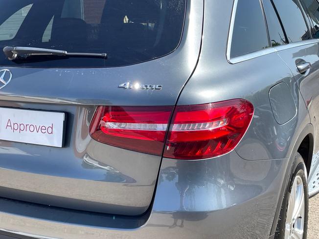 MERCEDES-BENZ Glc Photo 18