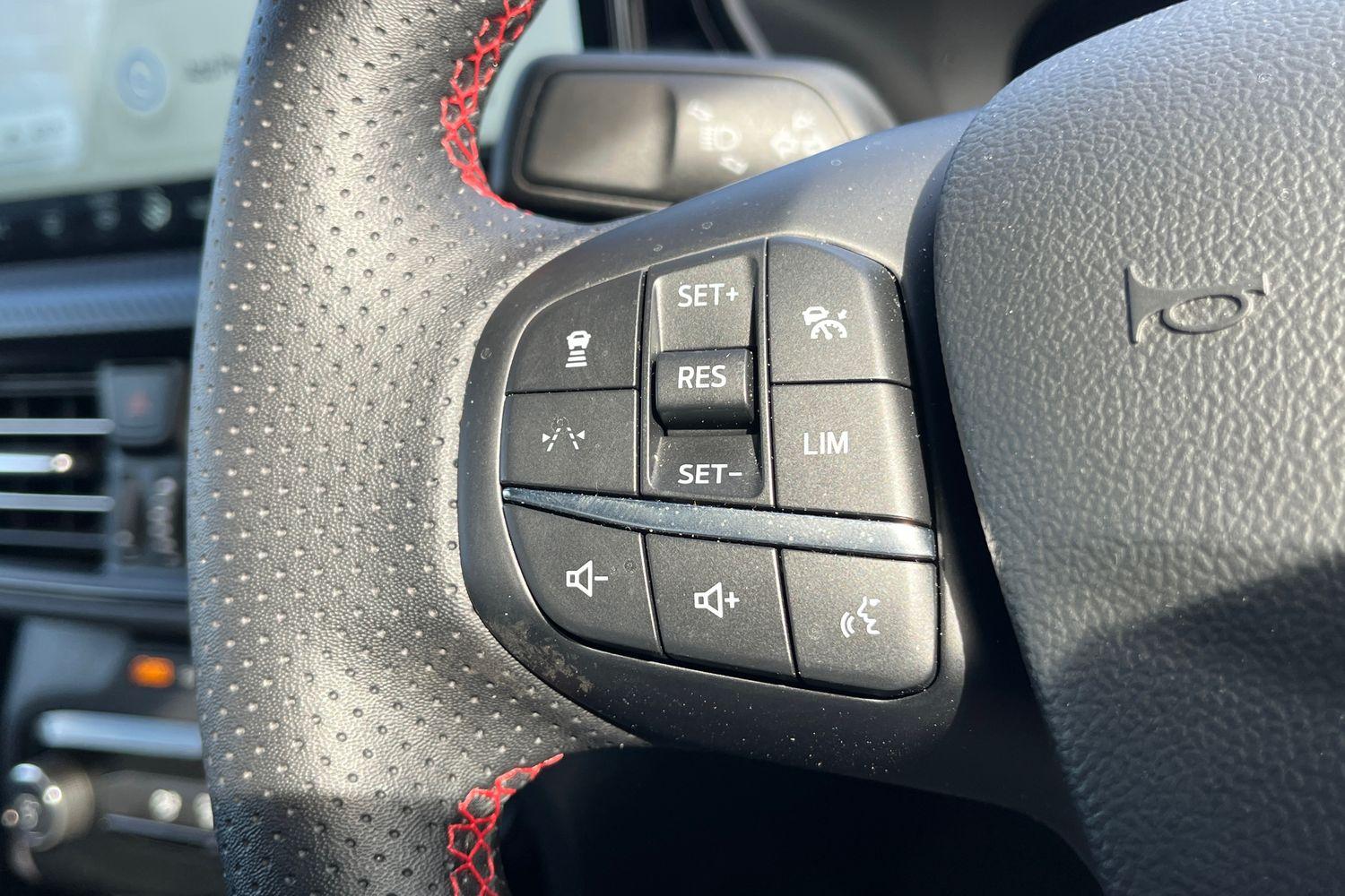 Ford Kuga Photo 28