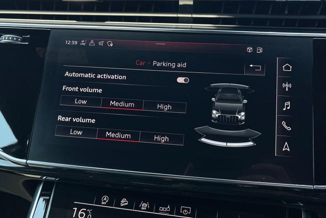 AUDI Q8 Photo 35