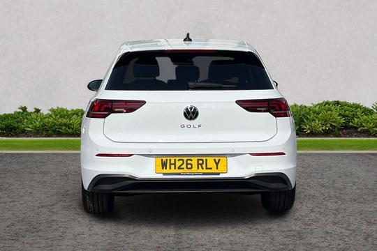 Volkswagen Golf Photo autoimg-eaf13728a29efddc1ce5db1e9ec81167e4e95ac6.jpg