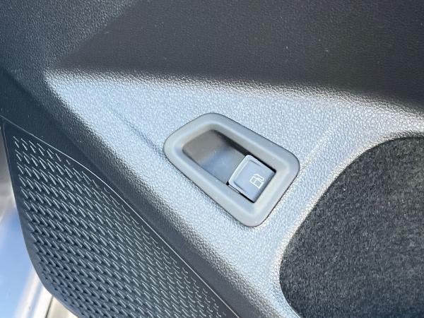 Volkswagen Golf Photo autoimg-eaf849415d9ffd1d815309628642c10cfab03181.jpg