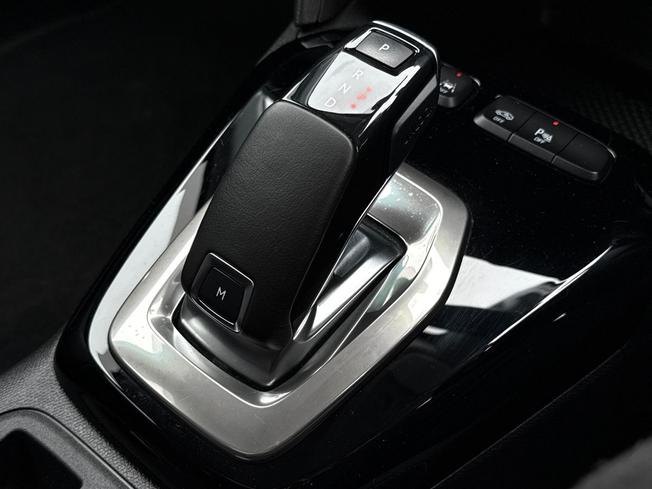 VAUXHALL Corsa Photo 51