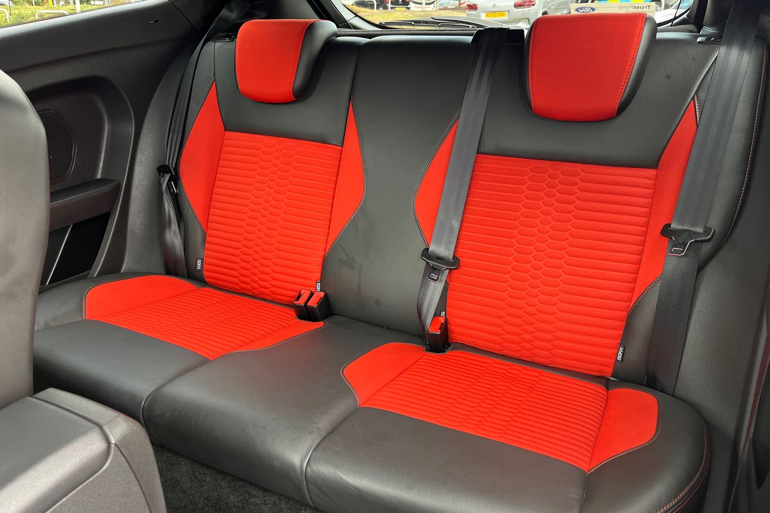 Ford FIESTA Photo 19