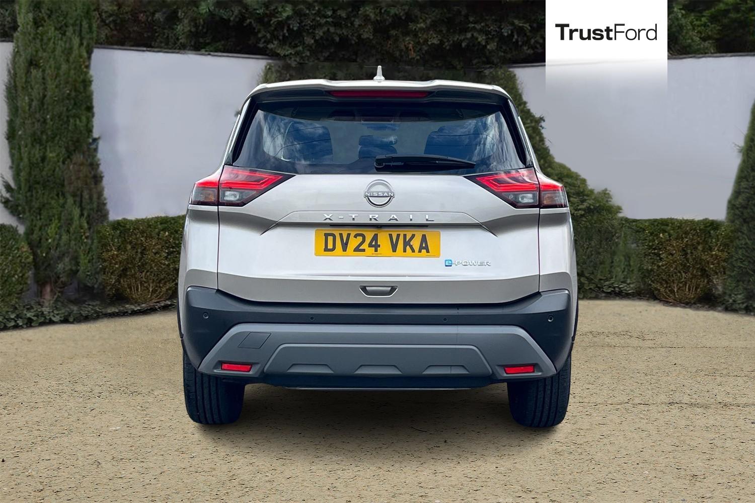 Nissan X-TRAIL Photo 6