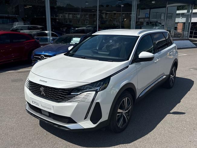 PEUGEOT 5008 Photo 26
