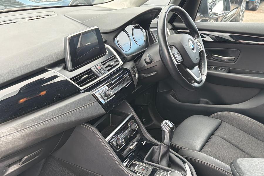 BMW 2 SERIES Photo autoimg-eb094a272fe1181f13650c7a223bb6b0ffd56ea3.jpg