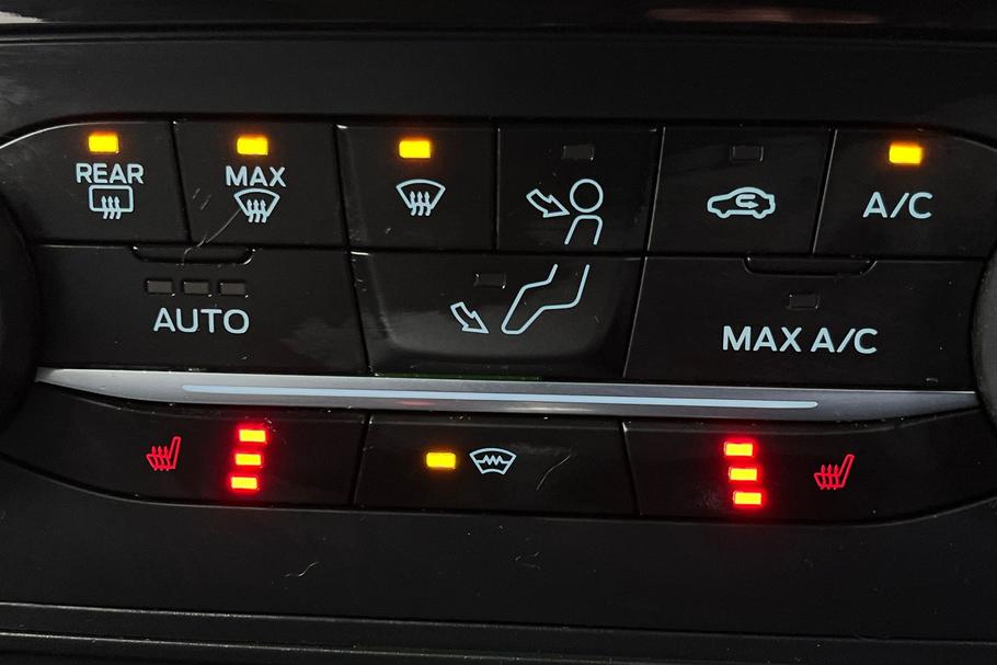 Used Ford ECOSPORT YD18PZY 32