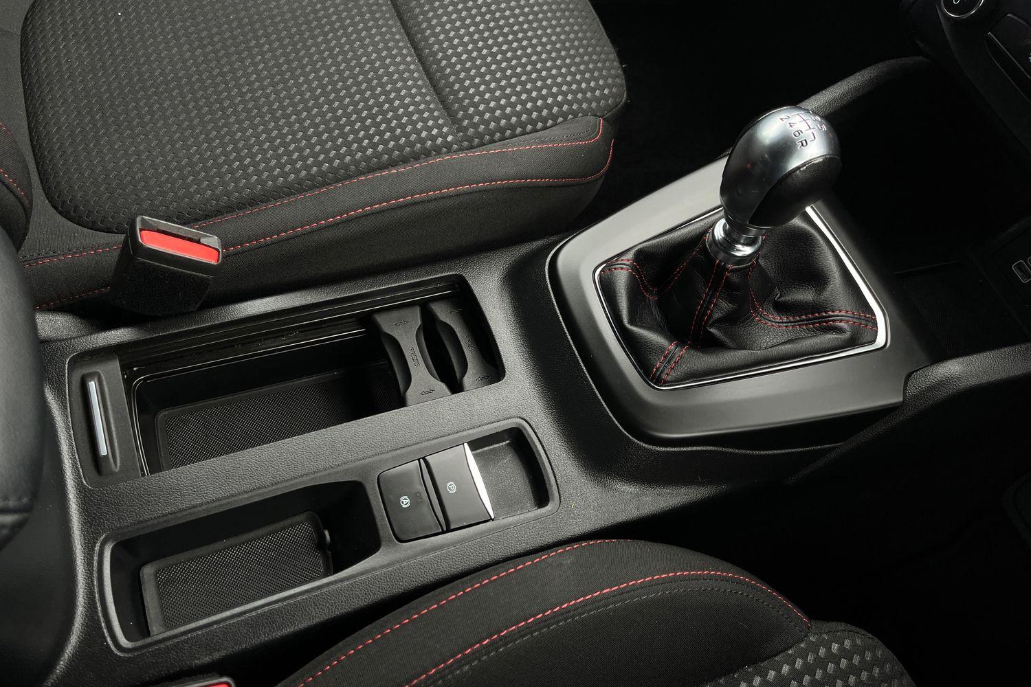Ford FOCUS Photo 36
