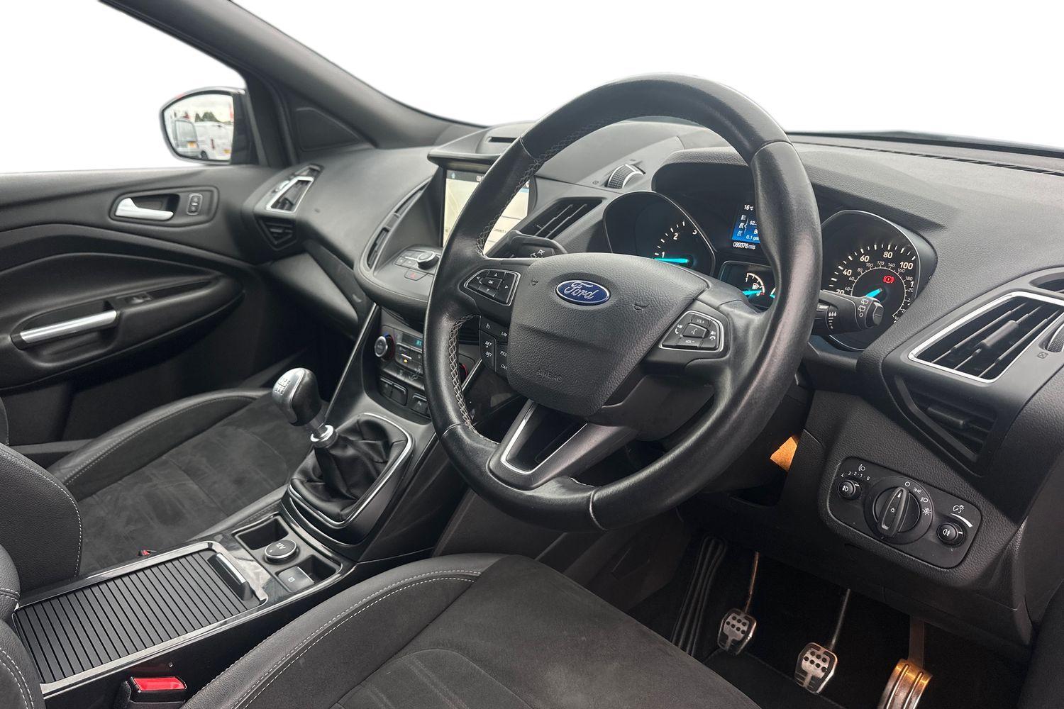 Ford KUGA Photo 8