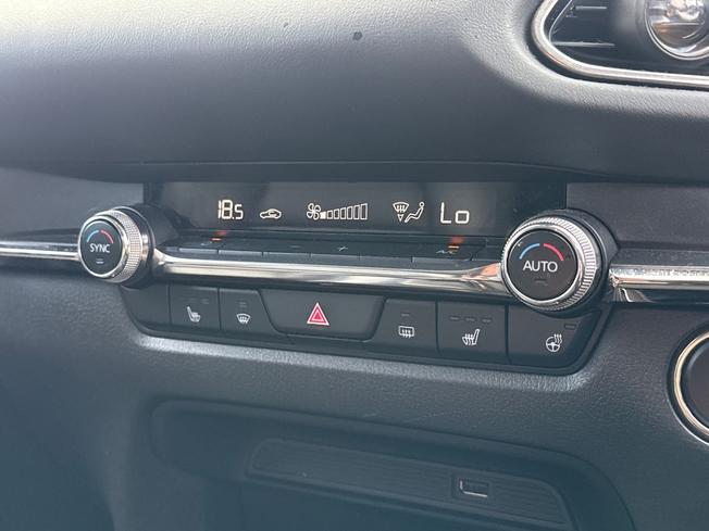 MAZDA Cx-30 Photo 24